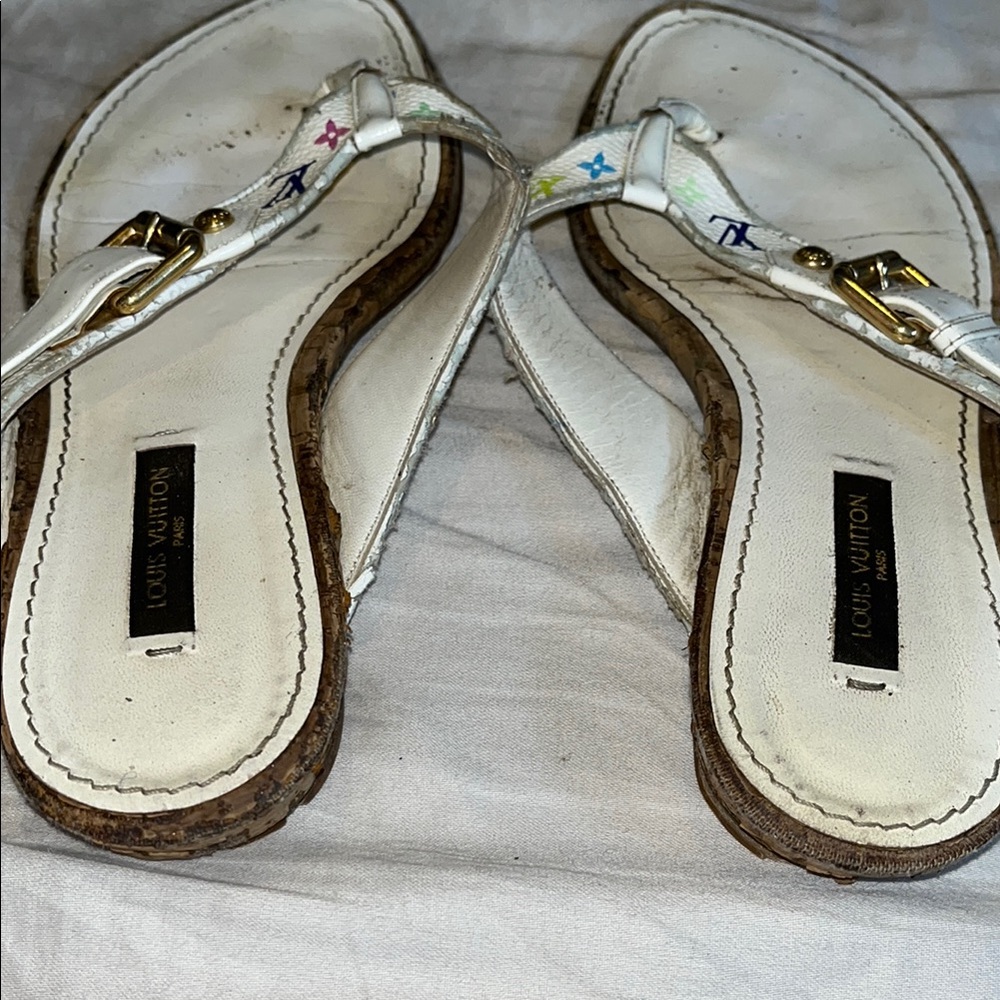 Louis Vuitton White Multicolor Monogram Thong Sandals - Picture 2 of 8
